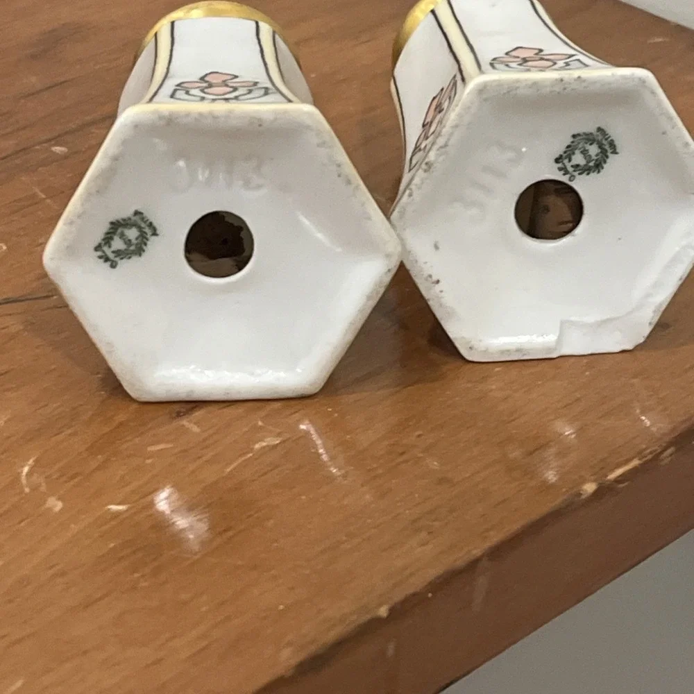Pair O.& E.G. Royal Austria Gold Top Salt And Pepper Shakers, Art Deco, Painted